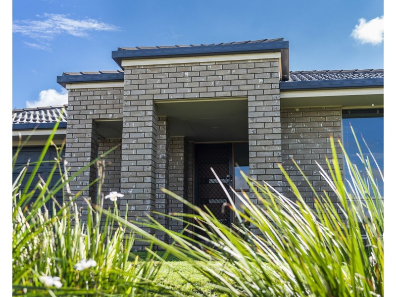 10 Trevean Drive, Kleinton QLD 4352