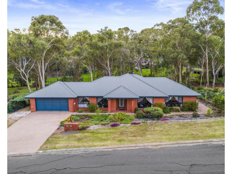 10 Acacia Avenue, Top Camp QLD 4350