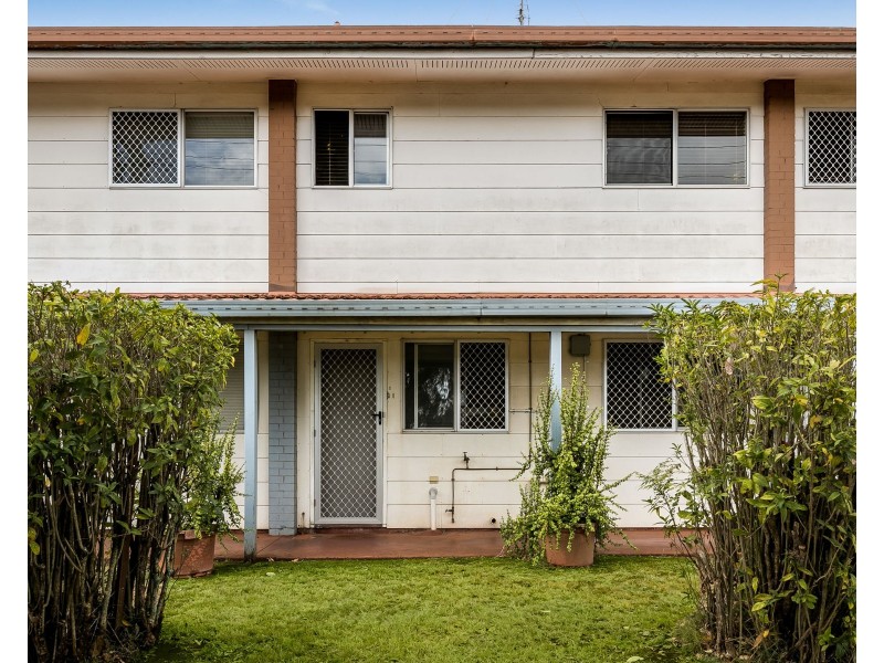 2/279B Alderley Street, Centenary Heights QLD 4350
