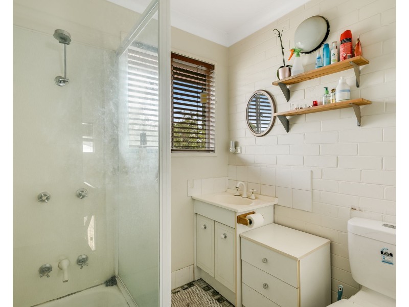 2/279B Alderley Street, Centenary Heights QLD 4350