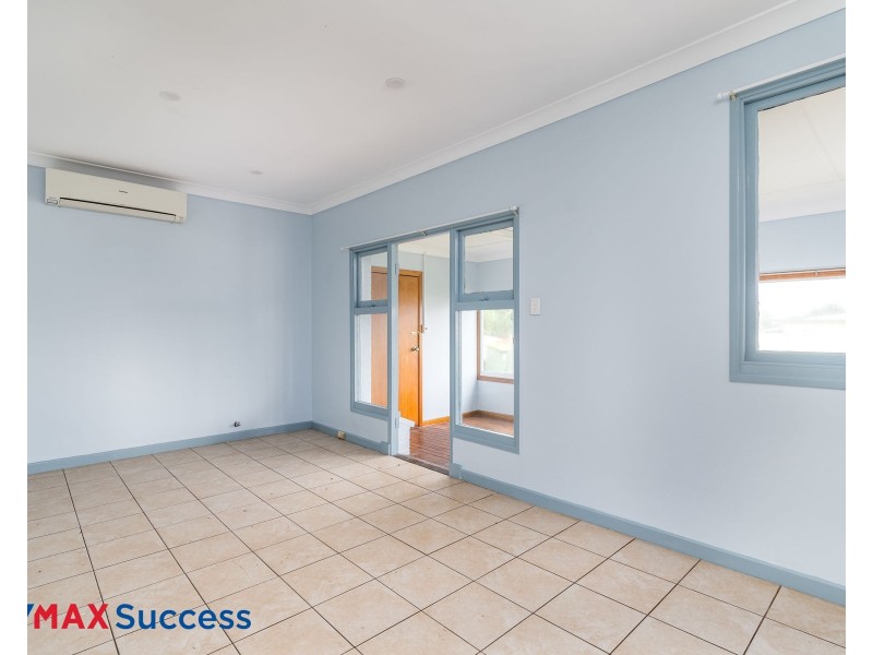6 Lewis Street, Harristown QLD 4350