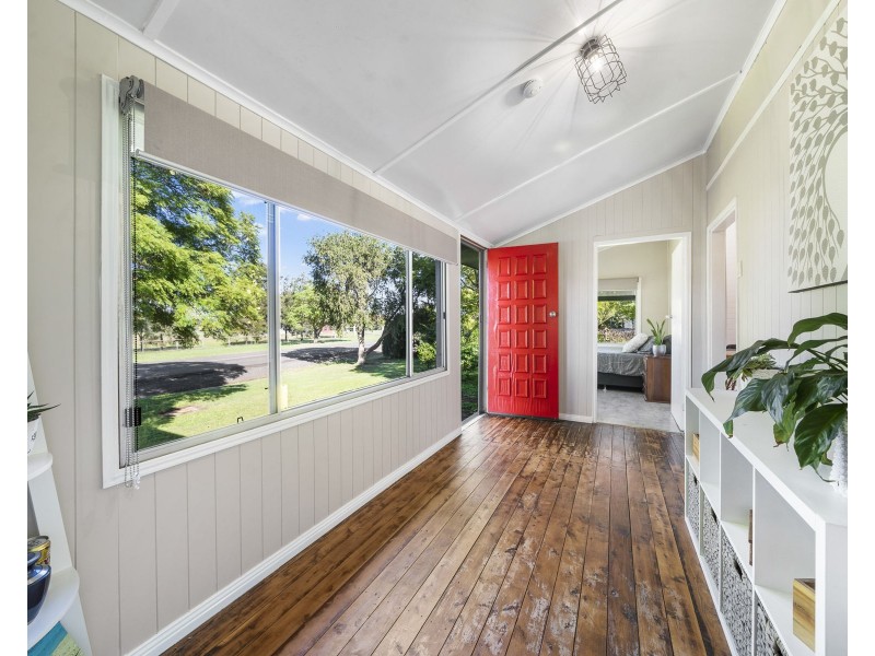 15 Lilly Street, Goombungee QLD 4354