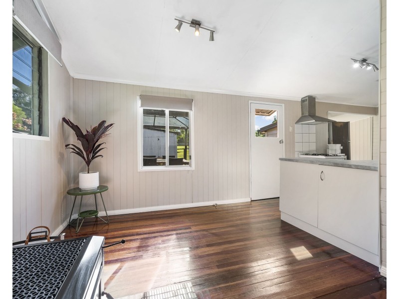 15 Lilly Street, Goombungee QLD 4354