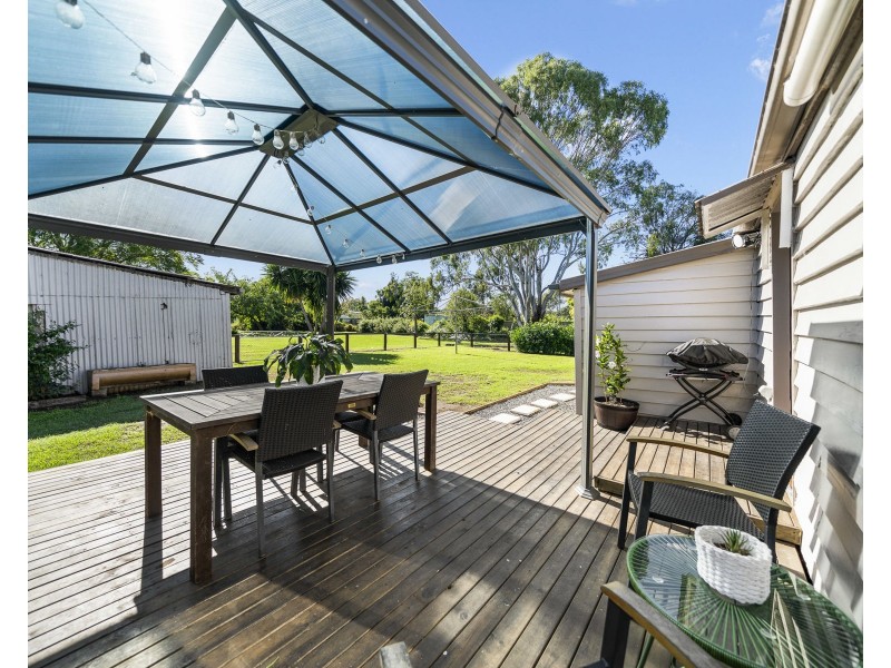 15 Lilly Street, Goombungee QLD 4354