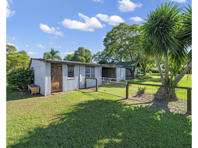 15 Lilly Street, Goombungee QLD 4354