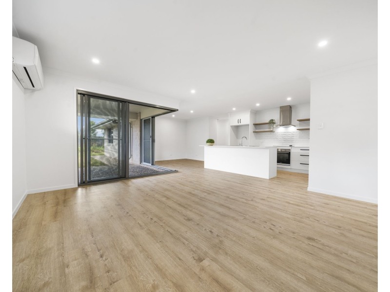 110 Magpie Drive, Cambooya QLD 4358