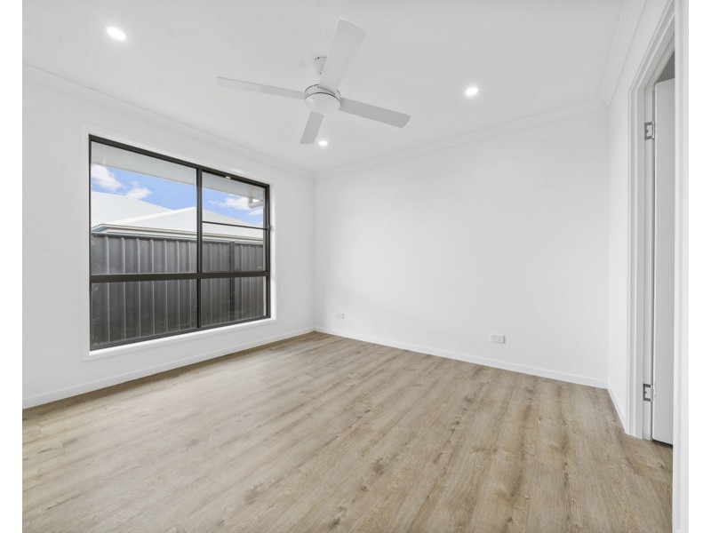 110 Magpie Drive, Cambooya QLD 4358