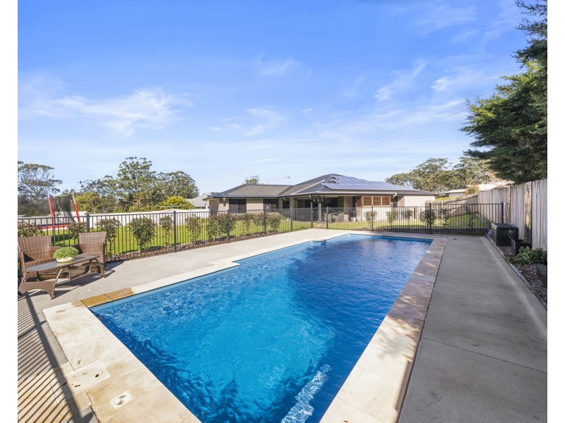 6 Bernard Court, Highfields QLD 4352
