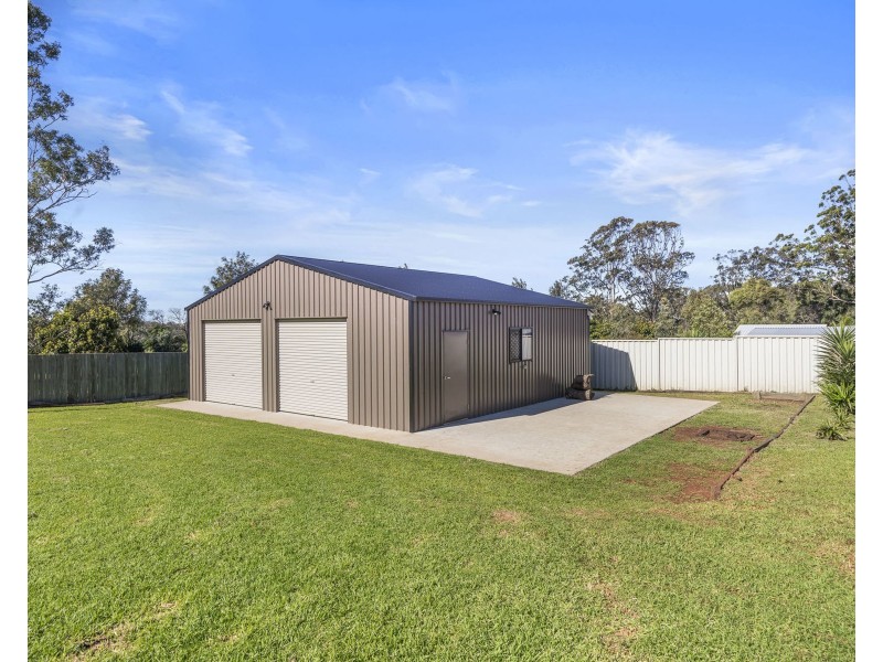 6 Bernard Court, Highfields QLD 4352