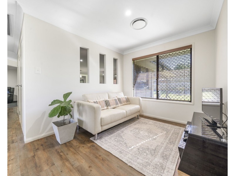 6 Bernard Court, Highfields QLD 4352