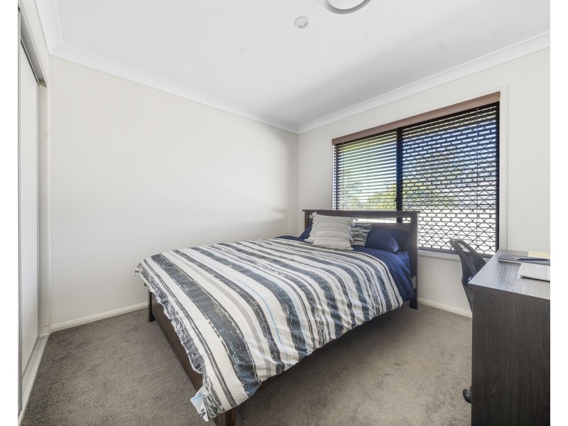 6 Bernard Court, Highfields QLD 4352