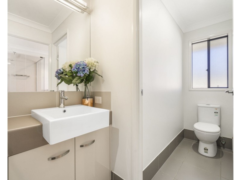 6 Bernard Court, Highfields QLD 4352