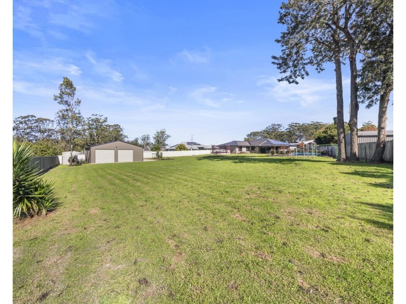 6 Bernard Court, Highfields QLD 4352