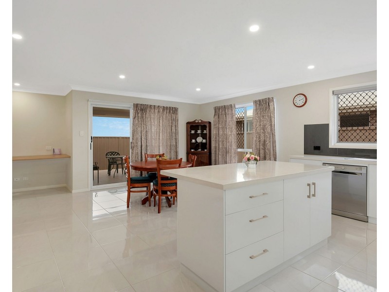 5 Chainey Court, Glenvale QLD 4350