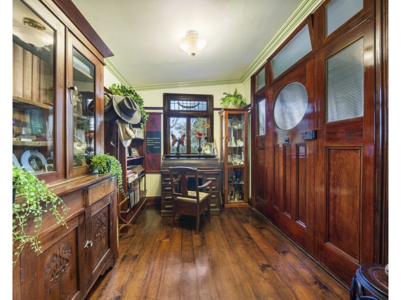 11 Phalaris Court, Meringandan West QLD 4352