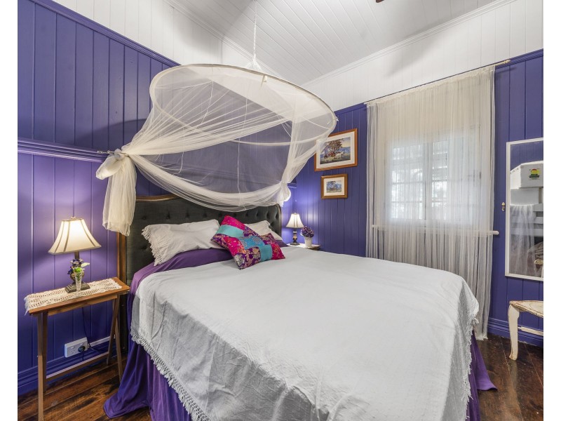 11 Phalaris Court, Meringandan West QLD 4352