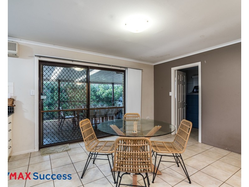 90 South Street, Rangeville QLD 4350