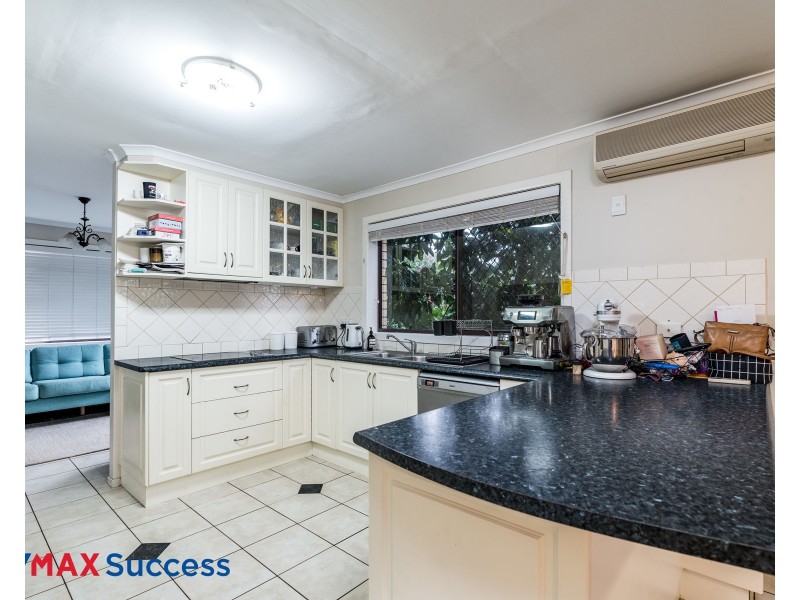 90 South Street, Rangeville QLD 4350