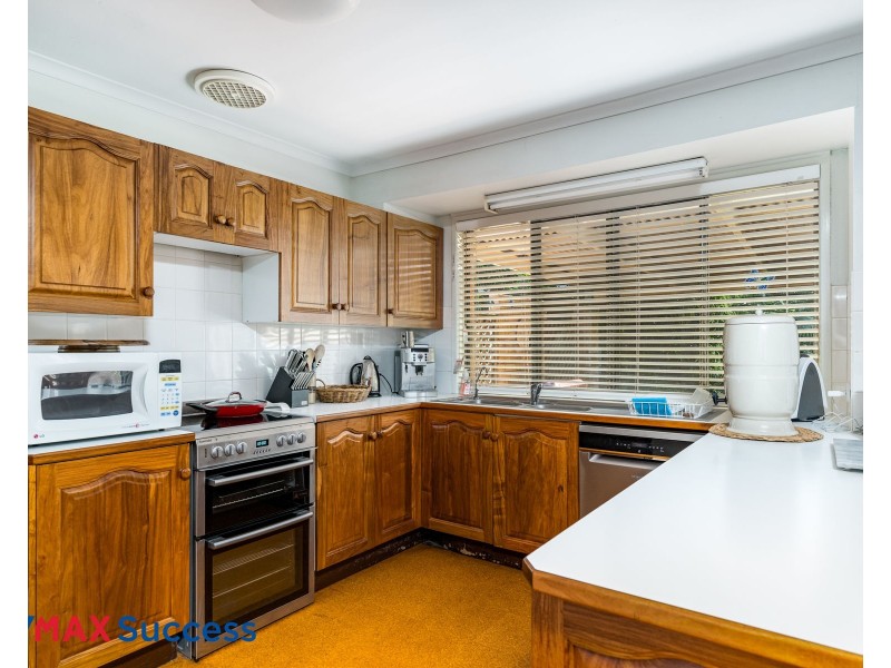 13 Sunray Drive, Highfields QLD 4352