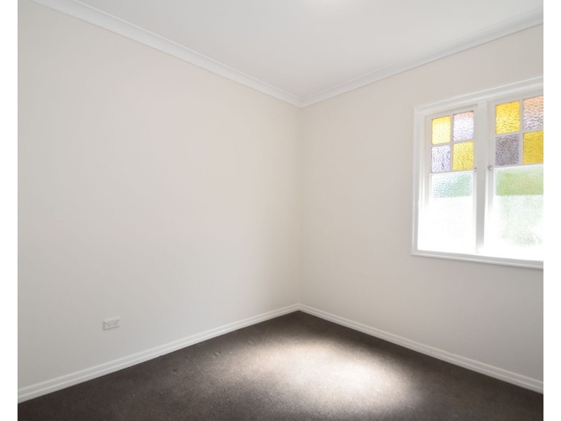 2 Wombyra Street, Newtown QLD 4350