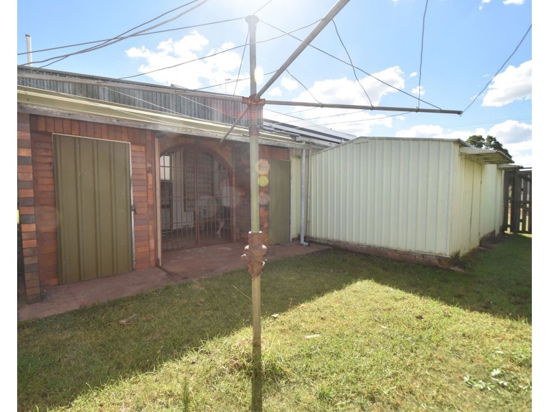 2 Wombyra Street, Newtown QLD 4350