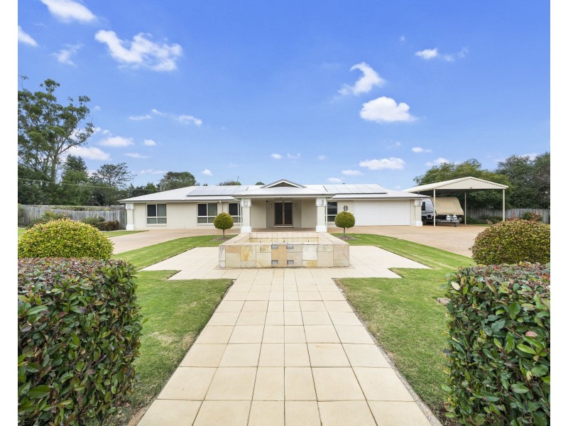 27 Bunya View Drive, Highfields QLD 4352