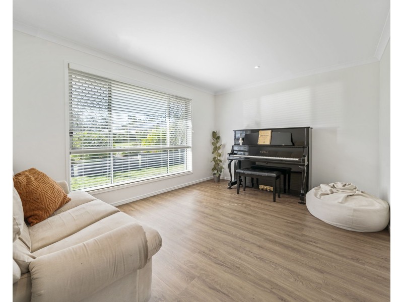 6 Huntley Street, Gatton QLD 4343