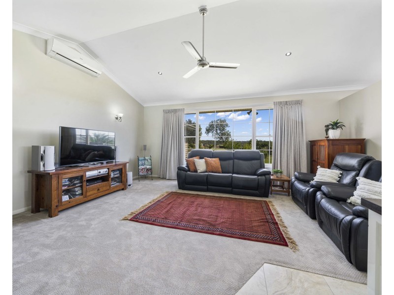 26 Kingston Road, Hodgson Vale QLD 4352