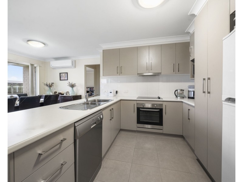 1/20 Tempest Drive, Glenvale QLD 4350