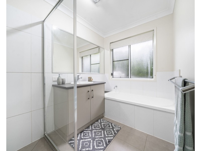 1/20 Tempest Drive, Glenvale QLD 4350