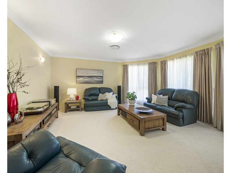 1 Rainbow Court, Gowrie Junction QLD 4352