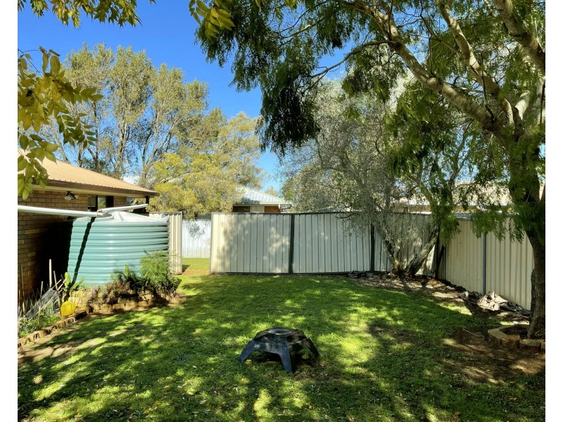 55 Traminer Drive, Wilsonton Heights QLD 4350