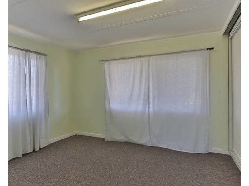 153 Mocatta Street, Goombungee QLD 4354