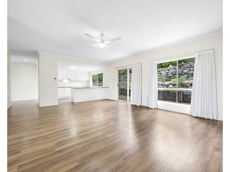 3 Scenic Court, Gowrie Junction QLD 4352