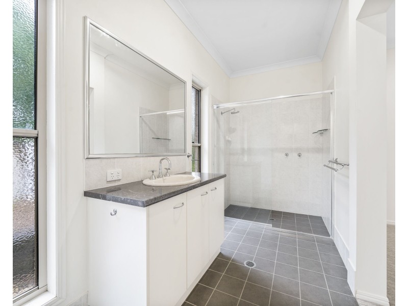 3 Scenic Court, Gowrie Junction QLD 4352