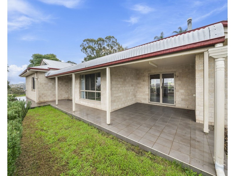 3 Scenic Court, Gowrie Junction QLD 4352