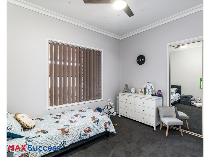 109 Hursley Road, Glenvale QLD 4350