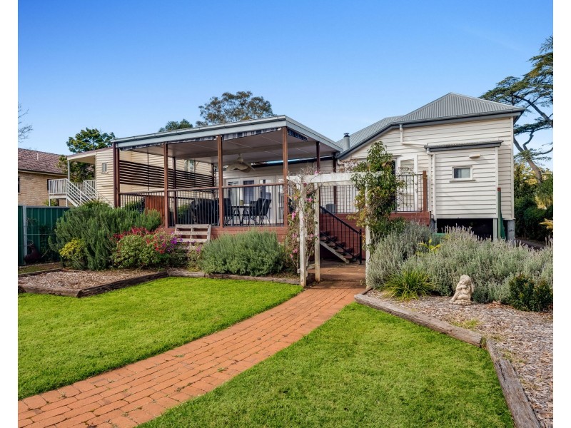 65 West Street, Newtown QLD 4350