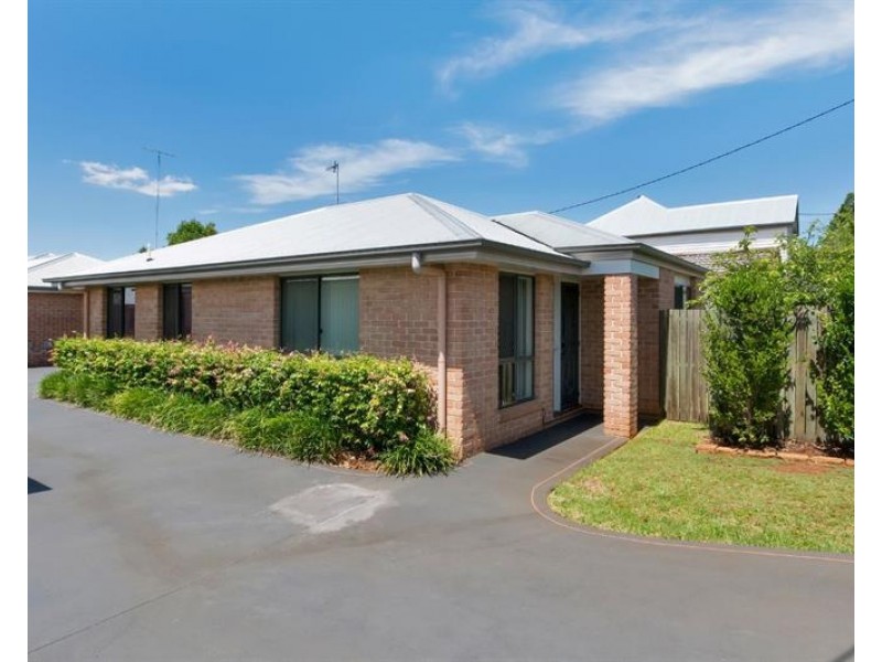 5/237 South St, South Toowoomba QLD 4350