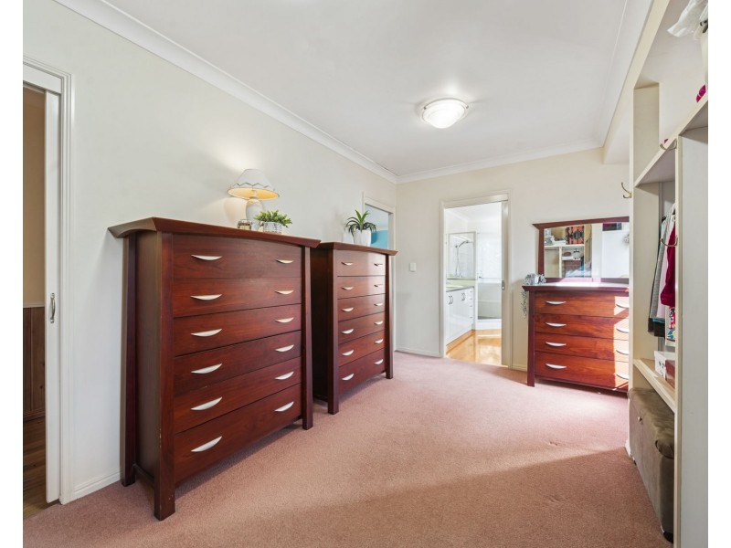 71 Osborn Road, Murphys Creek QLD 4352