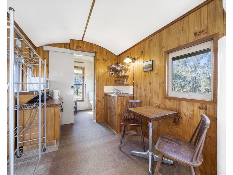 71 Osborn Road, Murphys Creek QLD 4352