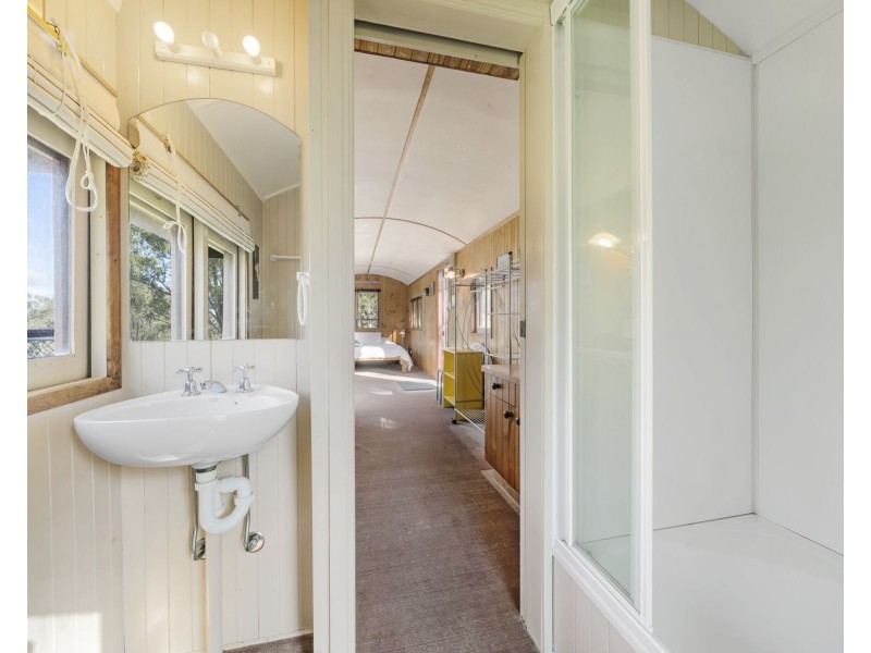 71 Osborn Road, Murphys Creek QLD 4352