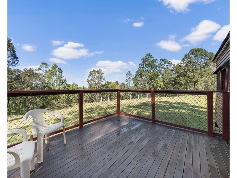 71 Osborn Road, Murphys Creek QLD 4352