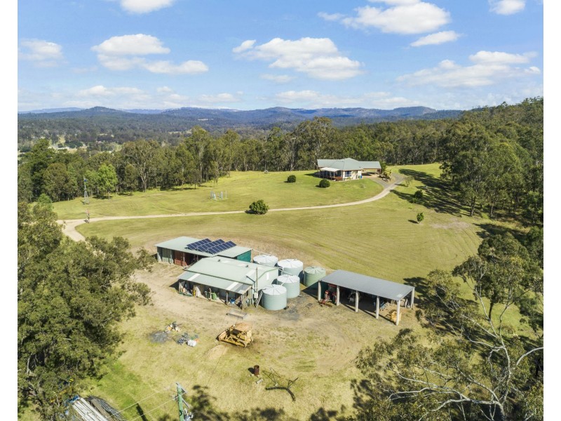 71 Osborn Road, Murphys Creek QLD 4352