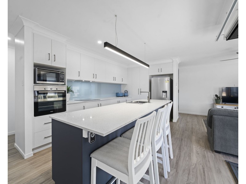 41 Harrow Street, Cambooya QLD 4358