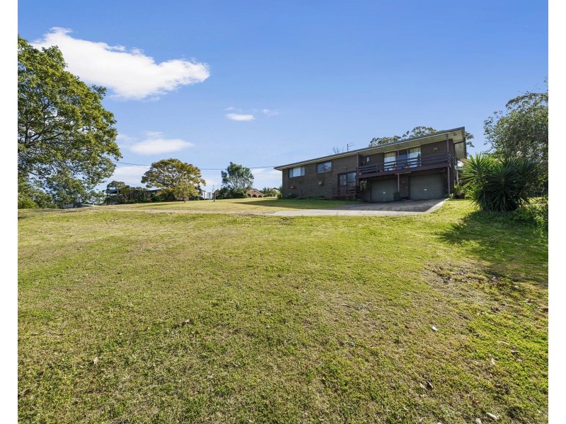 13 Vera Drive, Top Camp QLD 4350
