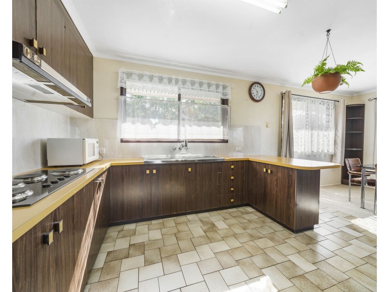 13 Vera Drive, Top Camp QLD 4350