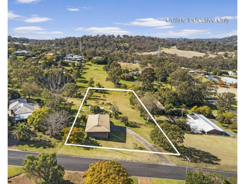13 Vera Drive, Top Camp QLD 4350