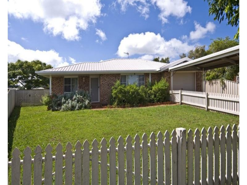 2 Gundry Court, Kearneys Spring QLD 4350