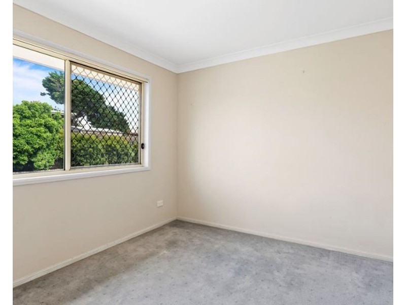 2/351 Spring Street, Kearneys Spring QLD 4350